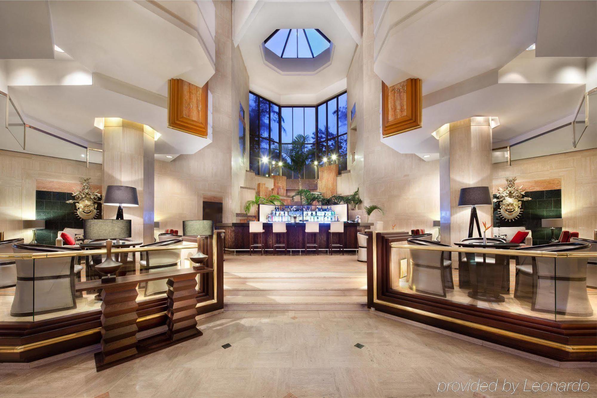 Hilton Yaounde Hotel Interior foto